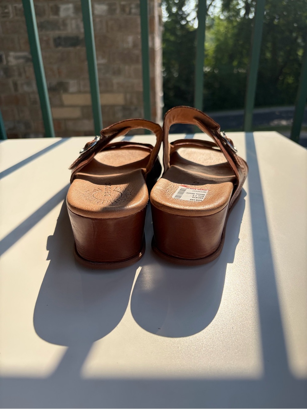 🆕 ⭐️ Brioso Brown Leather Wedge Slide Sandals Women’s Size 7.5 Casual Buckle - Picture 7 of 14